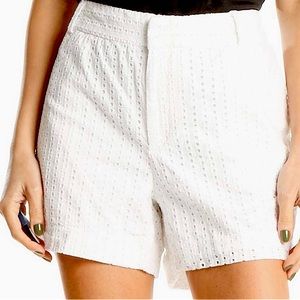 Banana Republic 4” Short White Eyelet